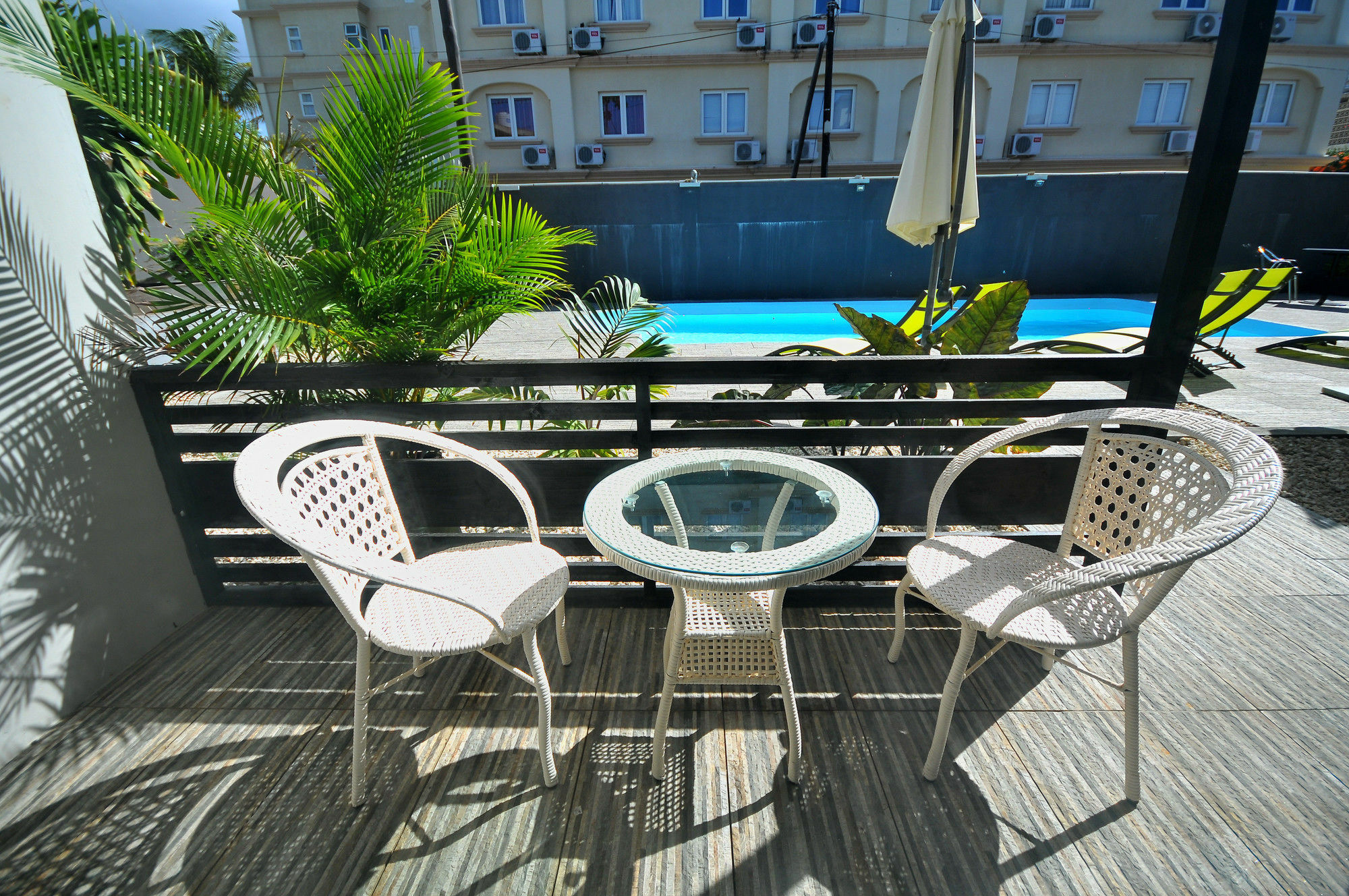 West Palm Inn Flic-en-Flacq Exteriör bild